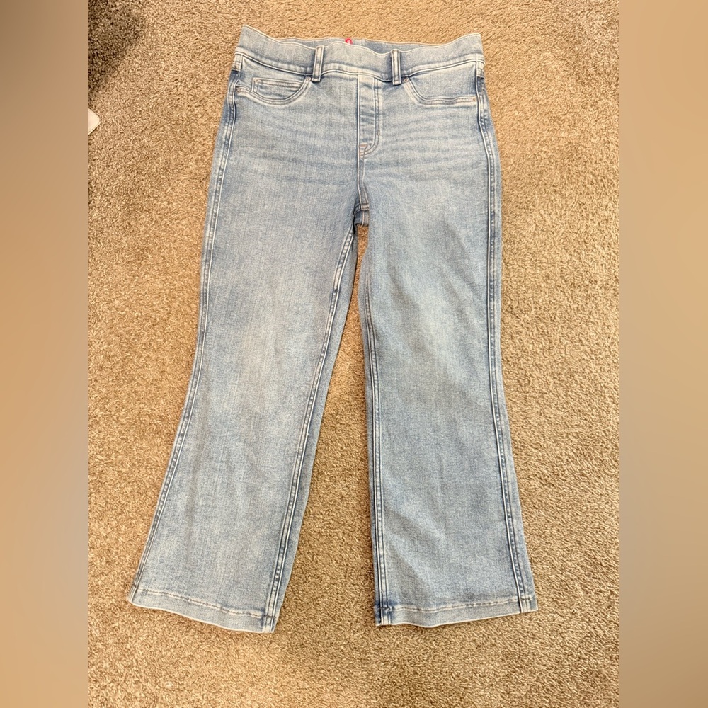 Spanx kick flare crop